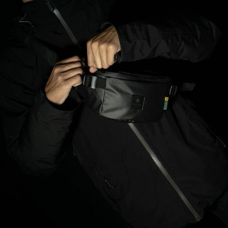 FERTIG GOODS - MALVIN BLACK