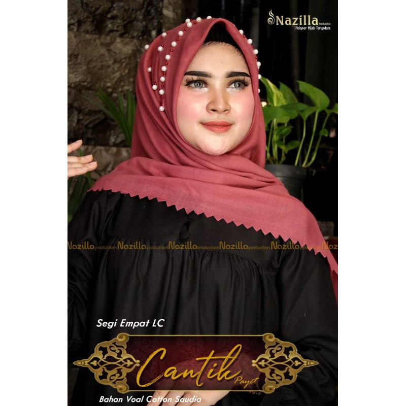 Segiempat premium nazilla mutiara