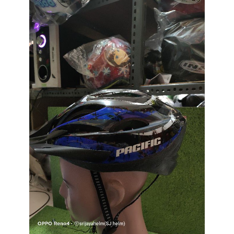 HELM SEPEDA/HELM GOES PACIFIC ADA LAMPU NYA ORIGINAL