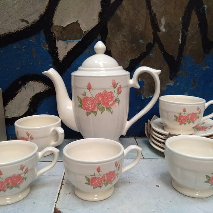 Cangkir Set Napoleon