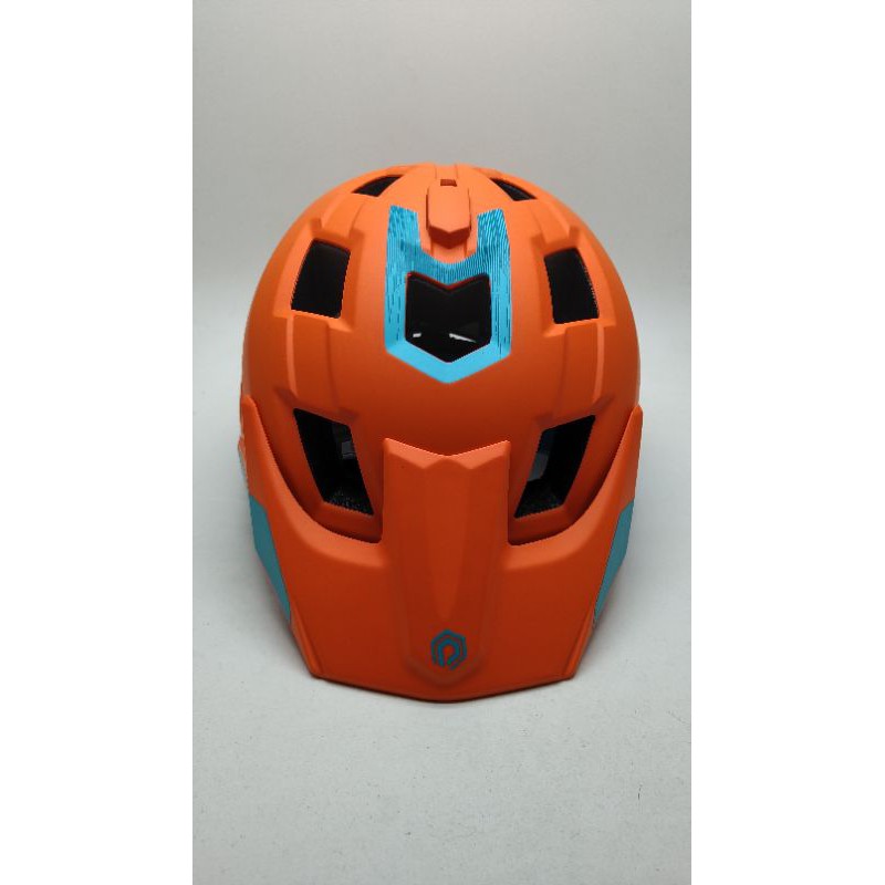 Helm Polygon Ramp