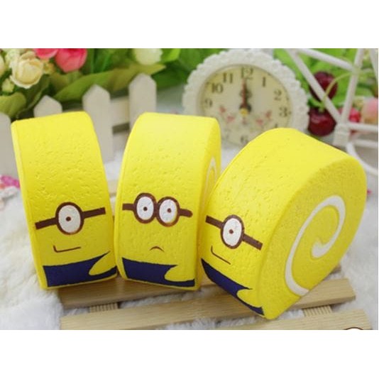 Squishy Roll Cake Minion