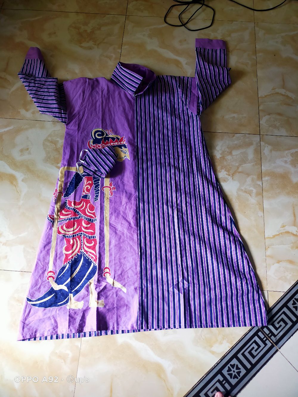 Tunik Batik Salur Wayang