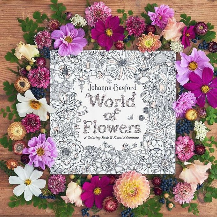 Download Buku World Of Flowers A Coloring Book And Floral Adventure Shopee Indonesia