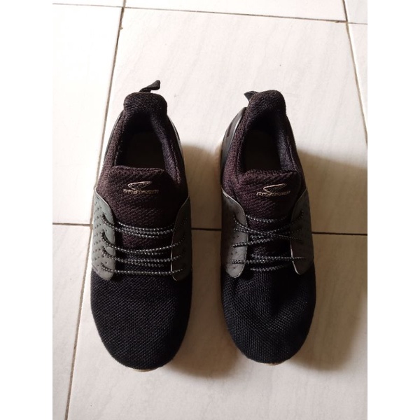 sepatu anak dr kong original