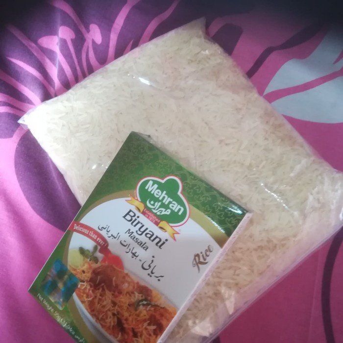 

978qW Beras Basmati Dengan Bumbu Mahran Bryani Asli Dari Sudia W5Q0112