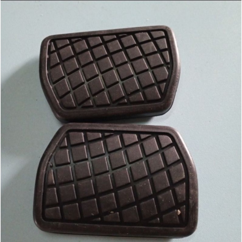 KARET PEDAL REM MATIC MOBIL TOYOTA AVANZA RUSH TERIOS RAIZE ROCKY ORIGINAL