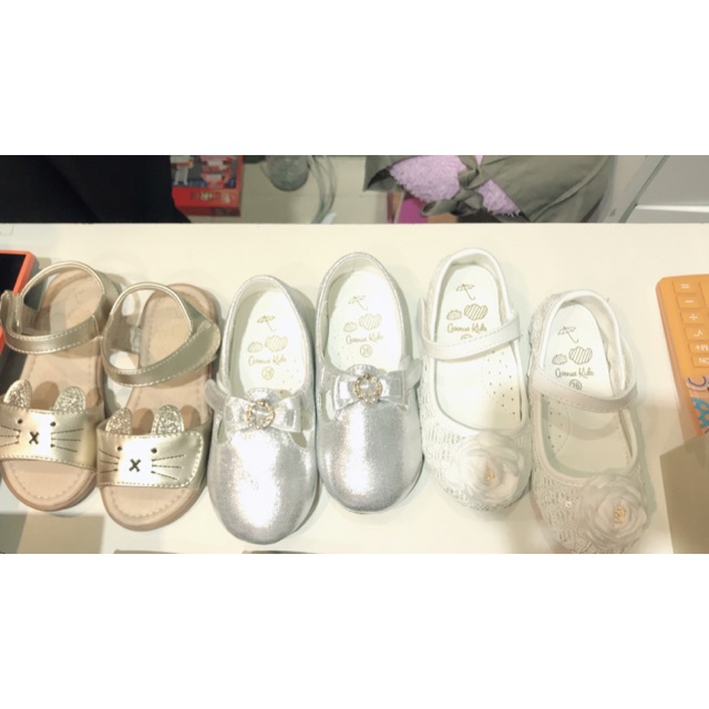 Sepatu anak avenue kids