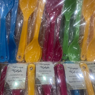 Sendok Melamin Warna  Plastik Free Kut
