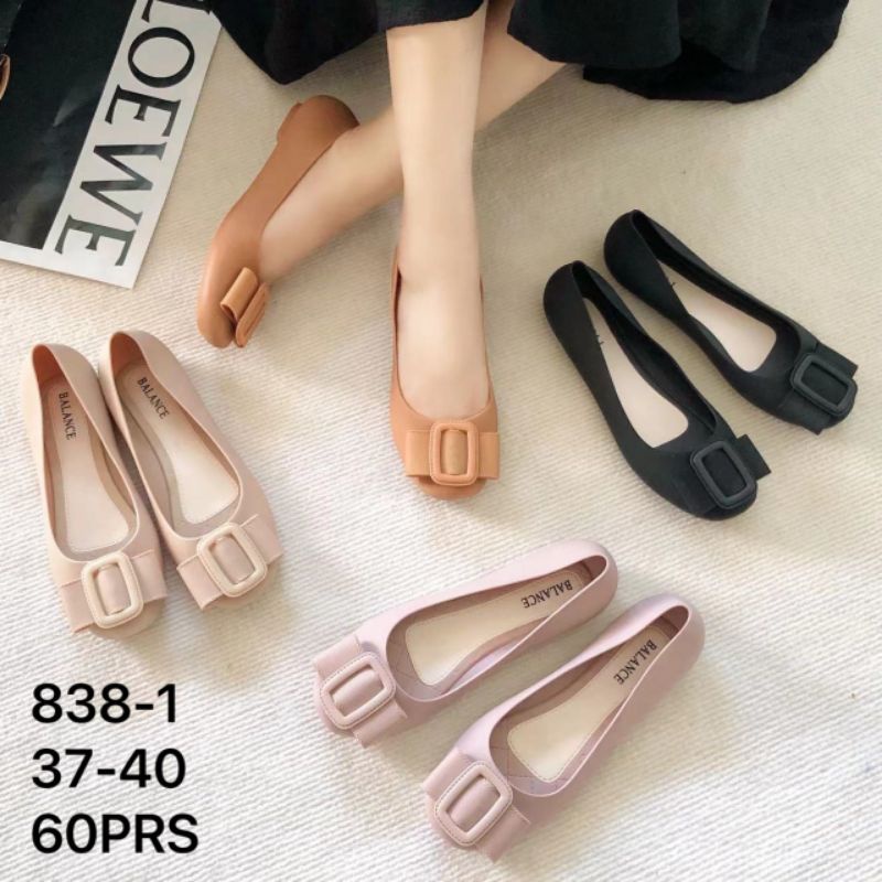 Flat Shoes Wanita Pita Jelly Karet IMPORT Original  BALANCE 838 Trend Korea Terbaru Lebaran 2022