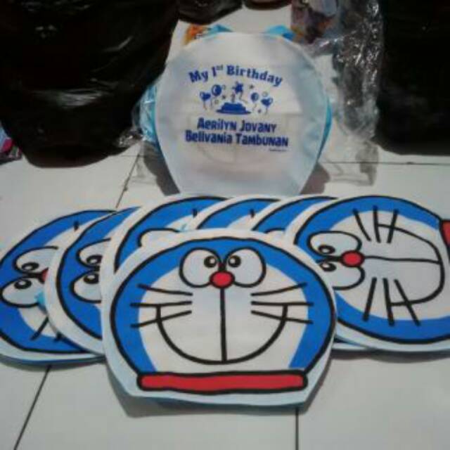

Tas jinjing karakter kepala kartun doraemon| goodie bag gambar doraemon murah dan unik | T14