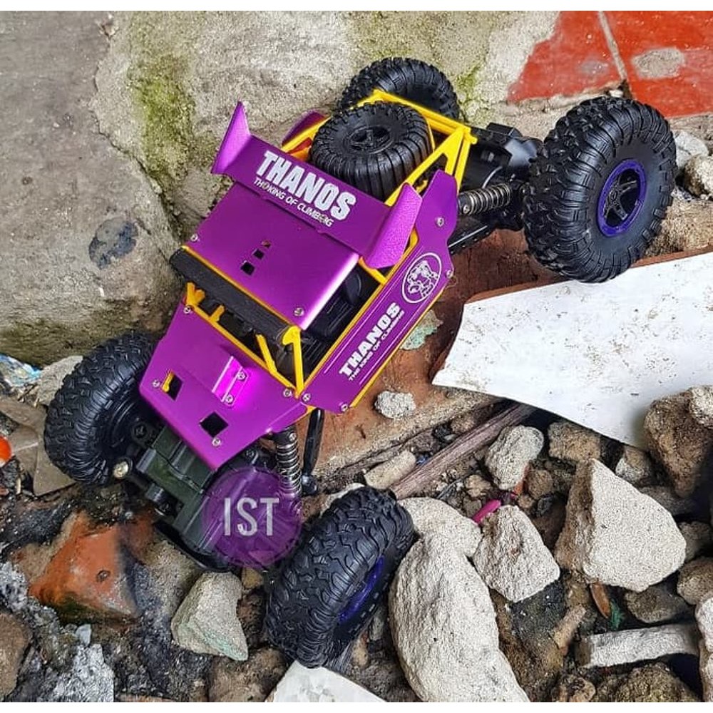 RC Rock Crawler Avengers Thanos 4WD 4x4 2.4 GHz Alloy Body Metal