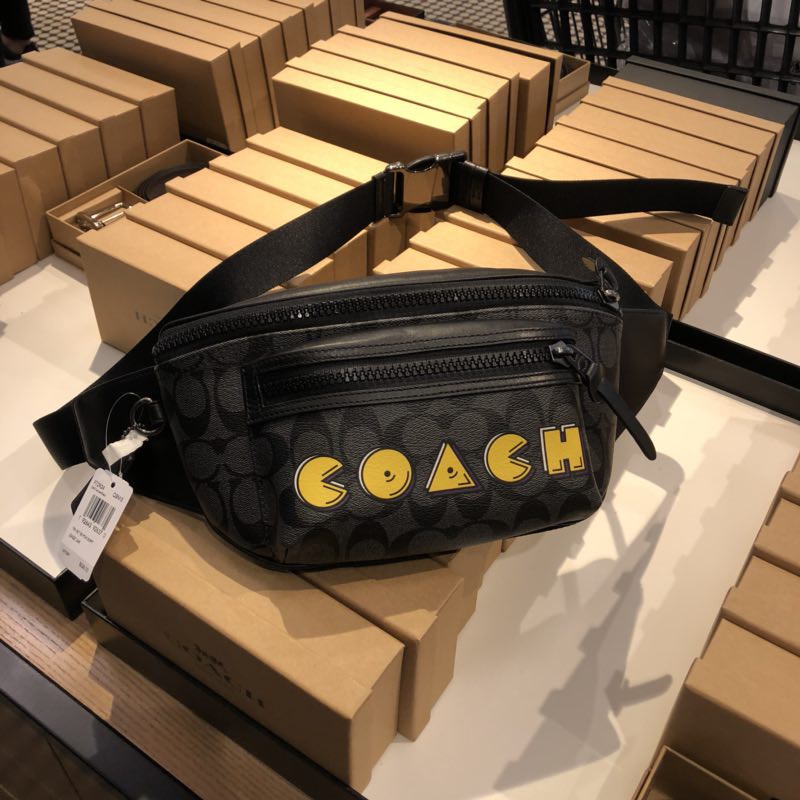 Coach Warren Belt Bag In Signature Canvas Waist Bags Pria Tas kurir pria Tas pinggang Pria TAS COACH Men Bags Waistbag &amp; Chest Bags