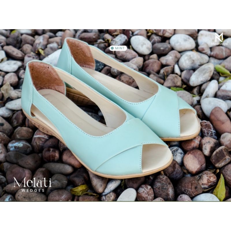 MOONZAYA Wedges wanita Melati Shoes
