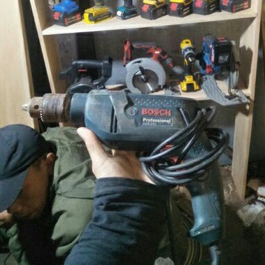 bor bosch gsb550 (BEKAS) unit saja