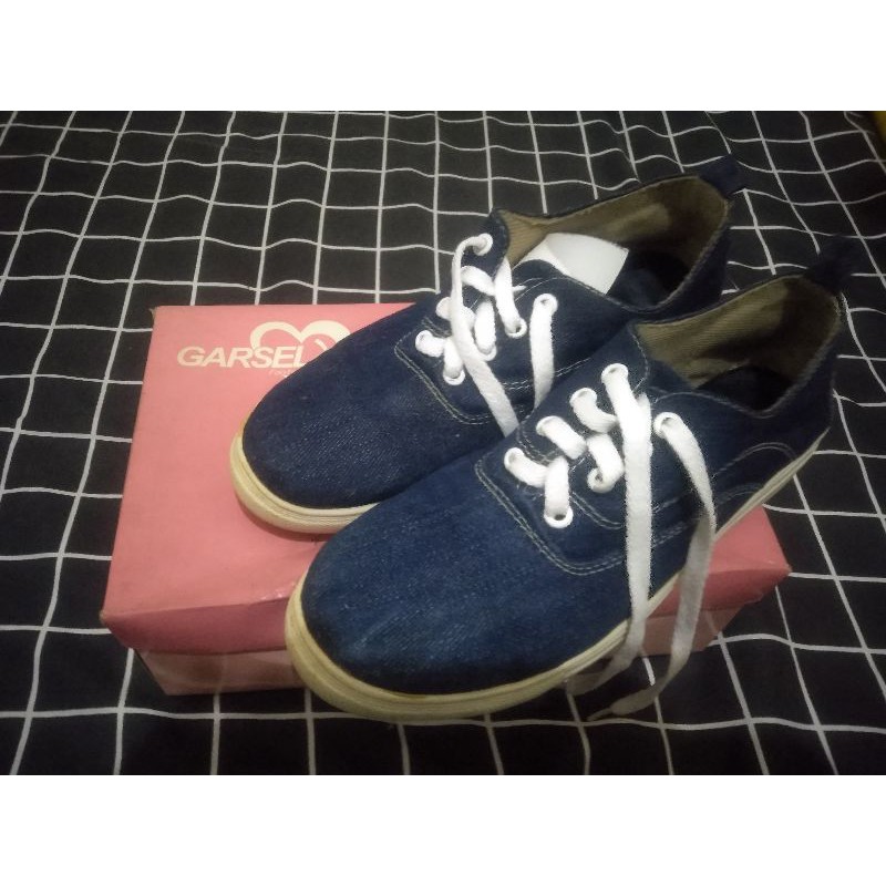 SEPATU GARSEL PRELOVED
