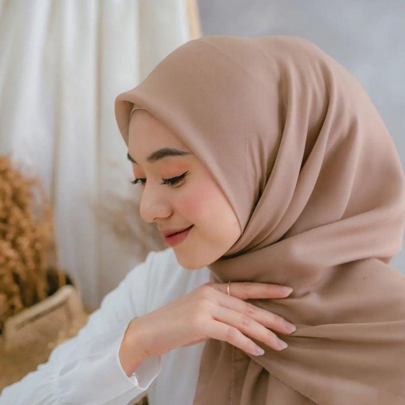 Bella Square Pollycotton Premium - Kerudung Segi empat 50 Warna (Best Seller)