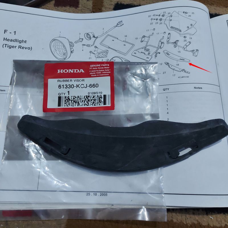 Karet Braket Visor Honda Tiger Revo Original