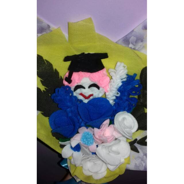 

kado wisuda
