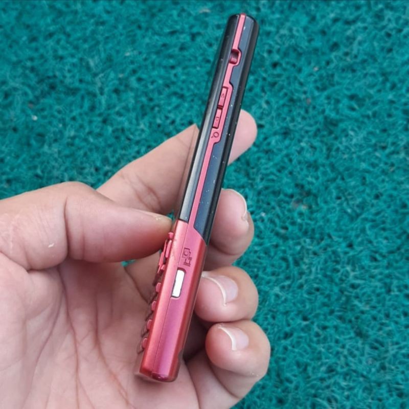 Hp Jadul Sony Ericsson T700 Black Red Original