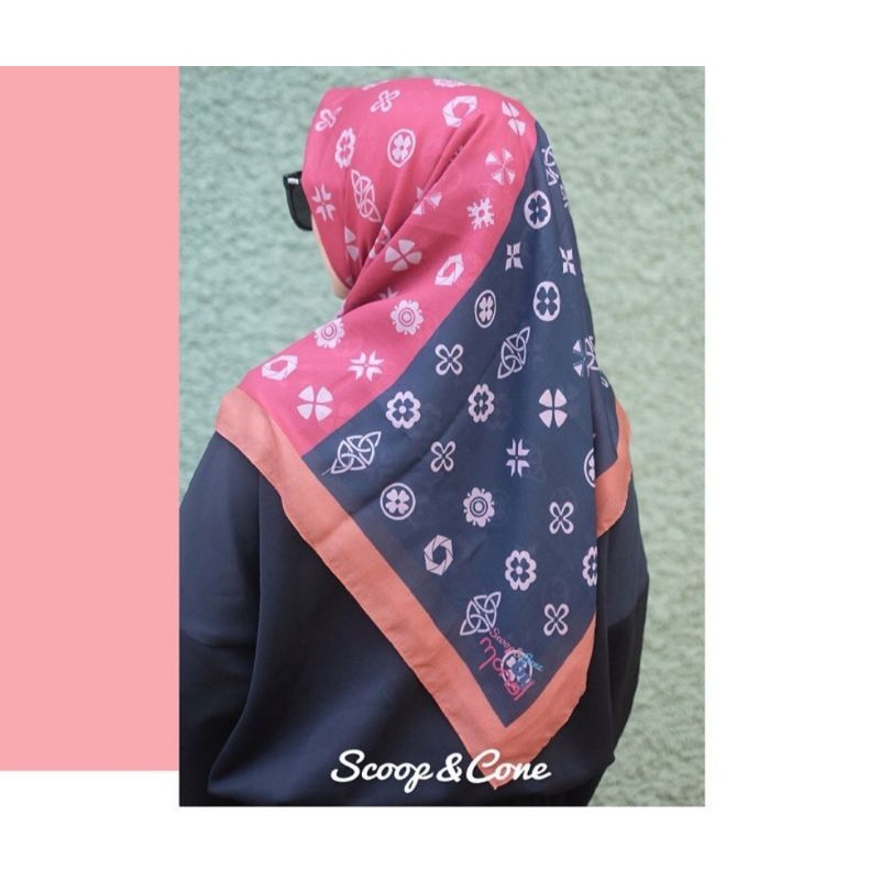 hijab segi empat monel