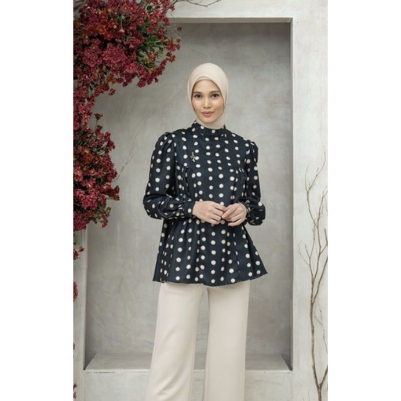 gina blouse black XL by wearing klamby