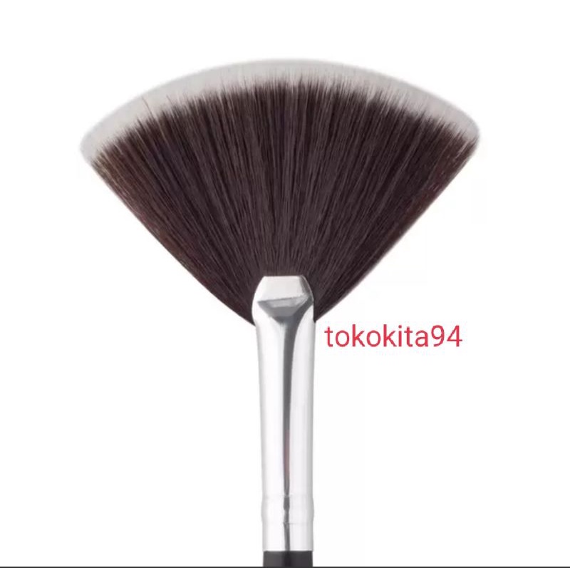 Kuas Highlighter Satuan - Fan Brush Highlight 1 Pcs - Kuas Shading Tirus Make Up Hitam