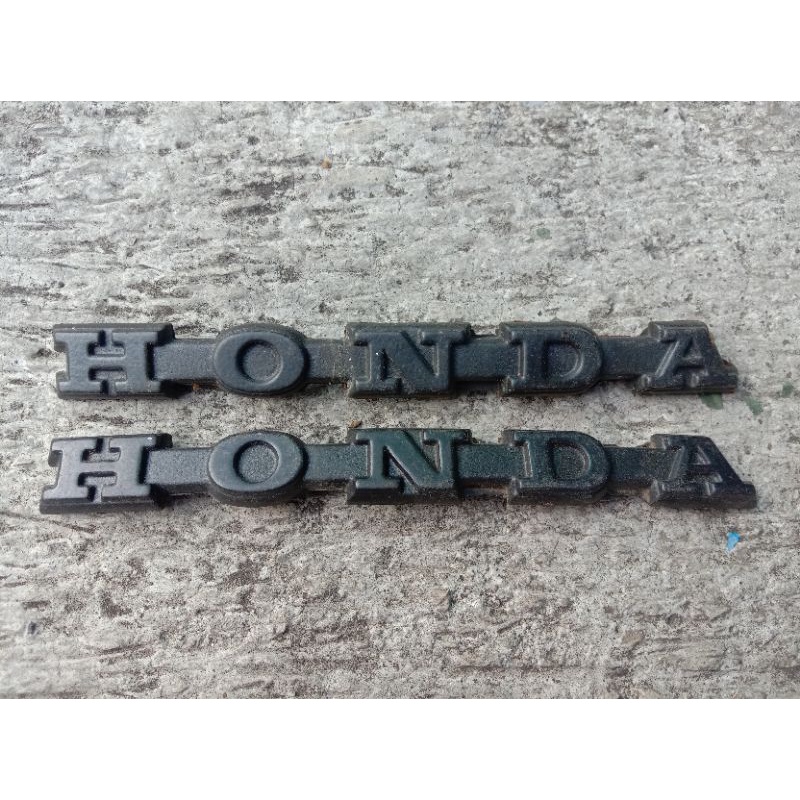 Emblem Logo Cover Tangki Honda Supercup C800