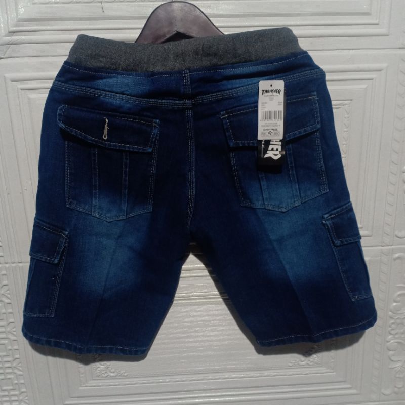 JEANS PENDEK PRIA CARGO