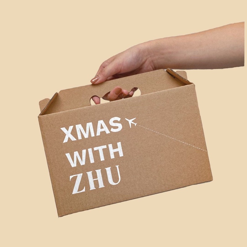 

CHRISTMAS HAMPERS (Signature Flavors)