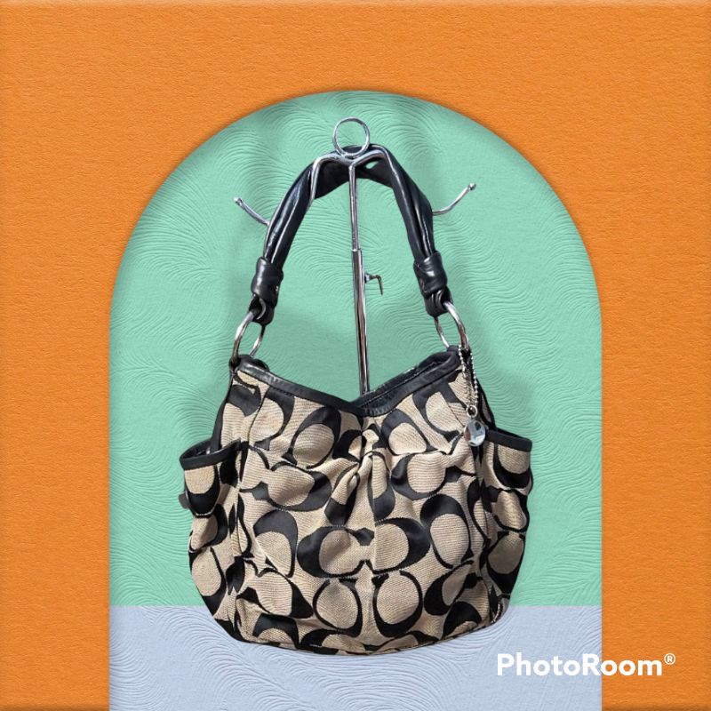 COACH Hobo Signature PRELOVED