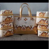 TAS 4 KEBEN KULIT MOTIV WAYANG