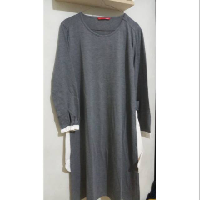 GARAGE SALE TUNIK DAUKY GREY SIZE S PRELOVED