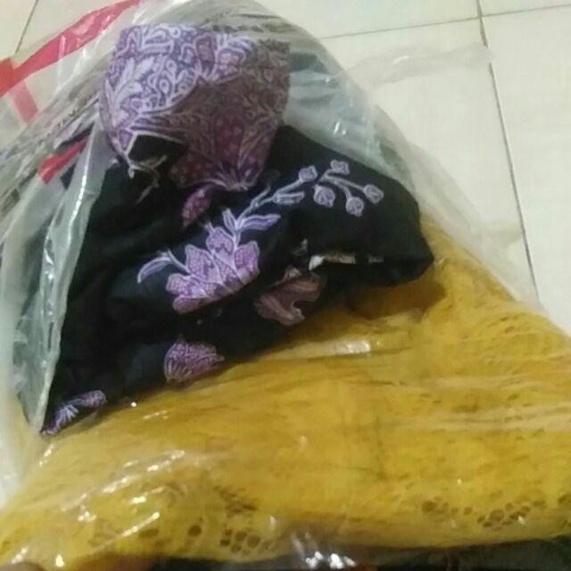 Pusat Kulakan Batik Couple Broklat Gayatri 2557