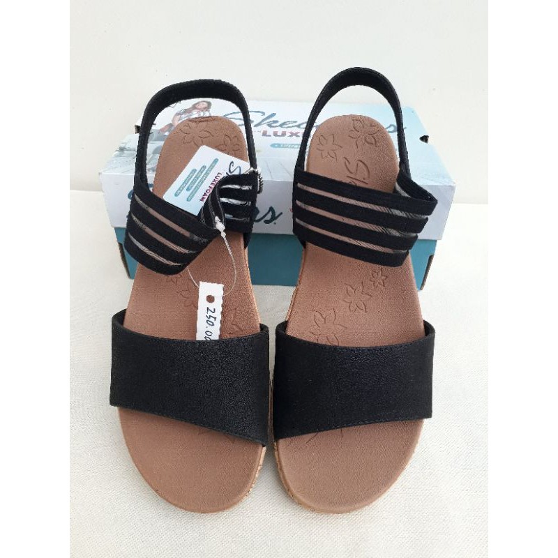 Sepatu Sandal Skechers ori counter size 38