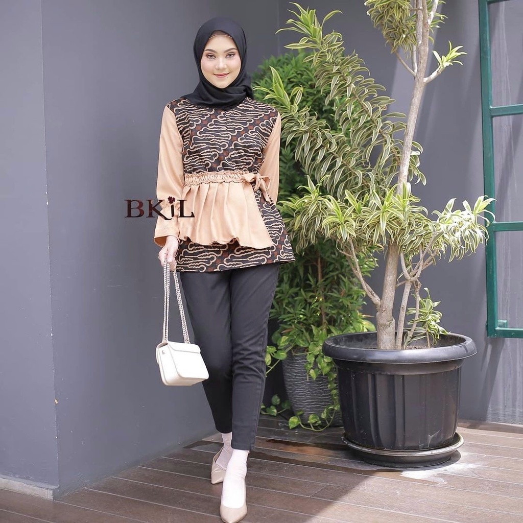 Baju Batik Wanita Modern Exclusive BKil Blouse Batik Sogan Kombinasi Moscrepe