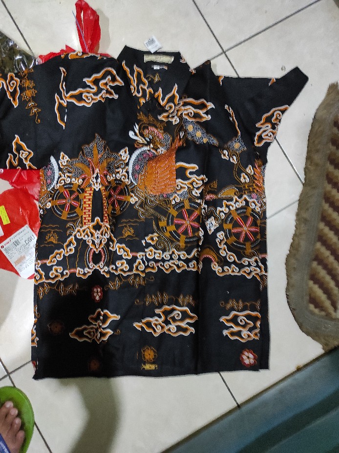 Batik Trusmi Hem Mega Mendung Saiba Lengan Pendek Kratonan Saiba