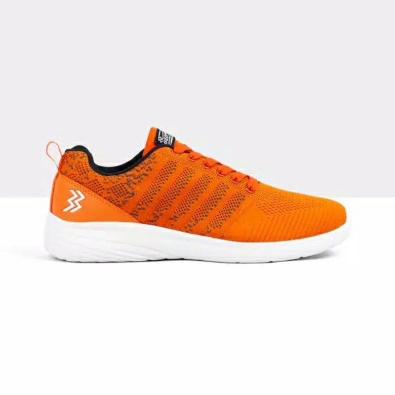 Sepatu Athletica AT 693 Orange White