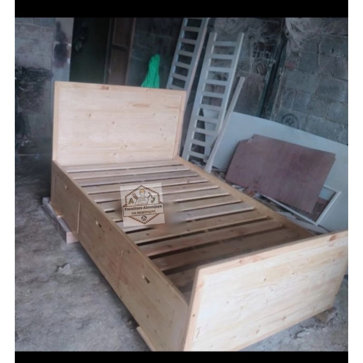 dipan tempat tidur laci 3 jati Belanda clear gloss size 120x200 size 90x200