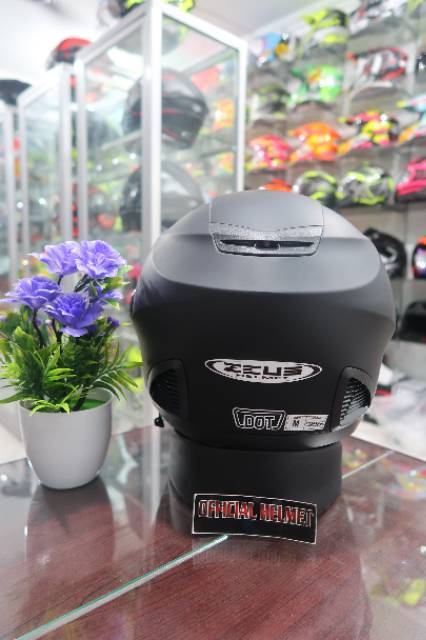 HELM ZEUS 611 Black Doff-5