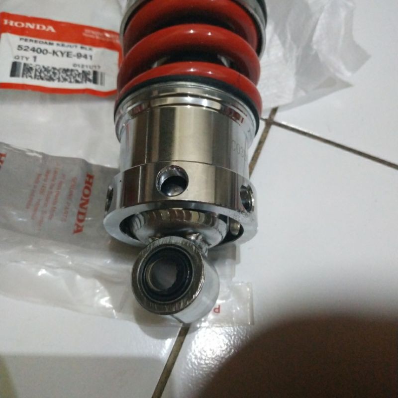 shockbreaker belakang monoshock shock shok honda megapro new monoshock ori