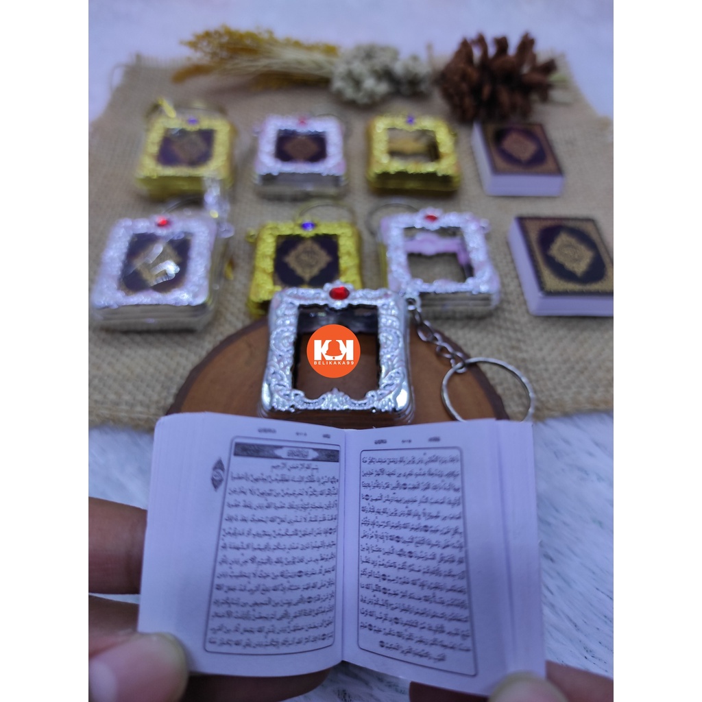 SOUVENIR GANTUNGAN KUNCI AL - QUR'AN MINI FREE PLASTIK / ALQURAN MINI / GANTUNGAN KUNCI ALQURAN MINI / GANTUNGAN QURAN / GANTUNGAN KUNCI QURAN / ALQURAN MINI SOUVENIR