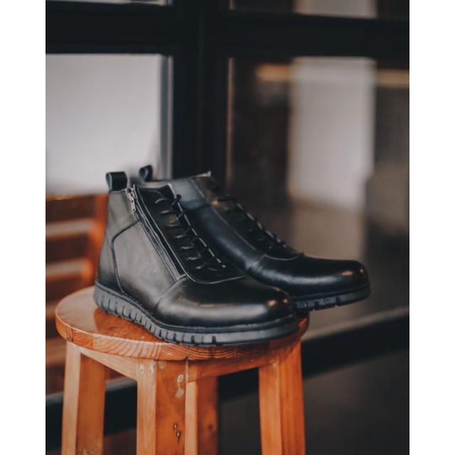 Sepatu Boots Kulit Asli - Vigos Razor Black