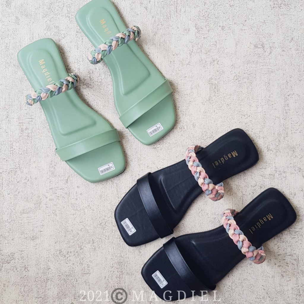 Yoppy Sandal Kepang Wanita