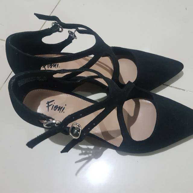 Sepatu Heels Fioni