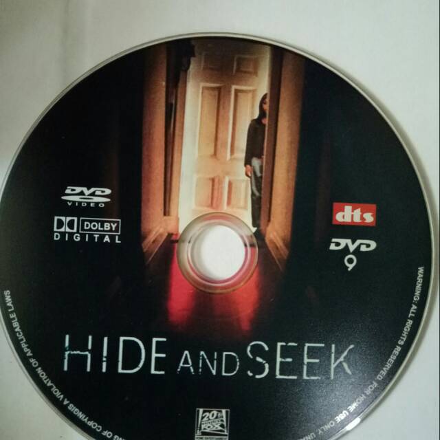 DVD bekas ,film Judul "Hide and Seek"