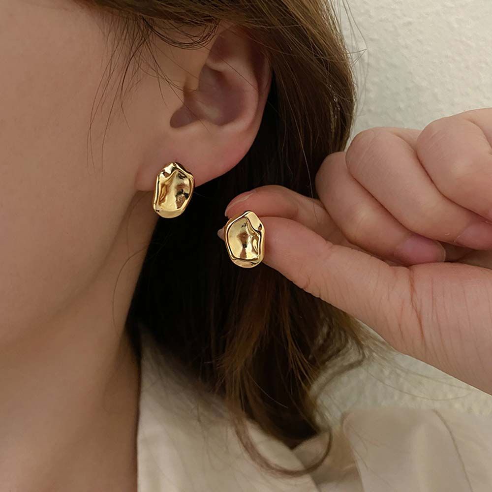 Anting Stud Desain Tidak Teratur Bahan Logam Warna Emas Perak Multicolor Gaya Korea Untuk Wanita