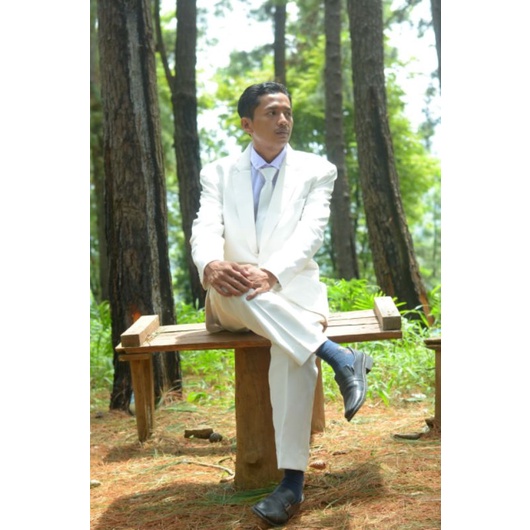 JAS PUTIH AKAD | PRE WEDDING