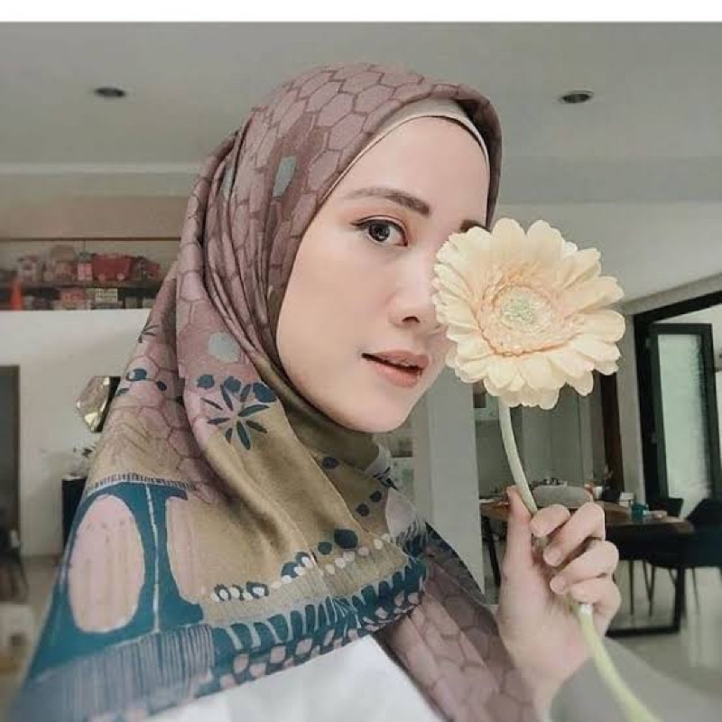 Hadiya Scarf by KAMIIDEA