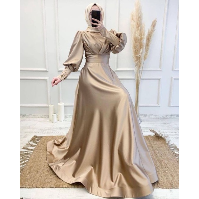 dress pesta gold